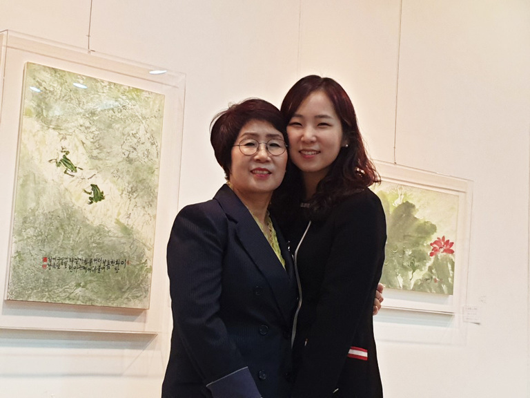 홍운 갤러리 전시회사진 