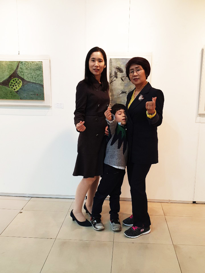 홍운 갤러리 전시회사진 