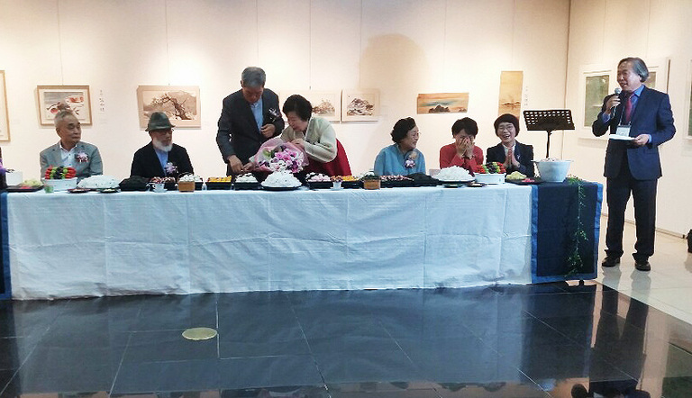 홍운 갤러리 전시회사진 